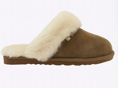 Herlige tøfler i saueskinn hos Get Inspired